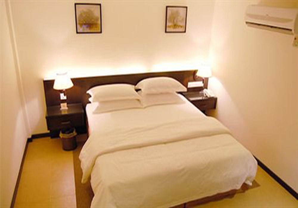 E-Red Hotel Bandar Perda Bukit Mertajam Dış mekan fotoğraf